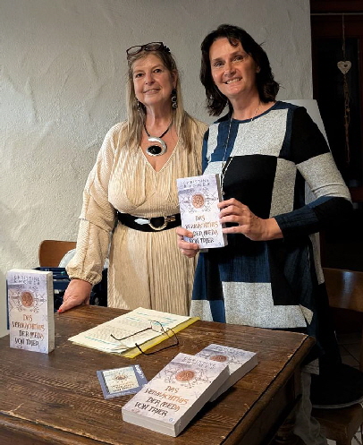 20250926 1024 Lesung Christine Rhoemer 9b5303b8