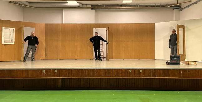 20241108 1024 Aufbau Buehne MZH WA0006